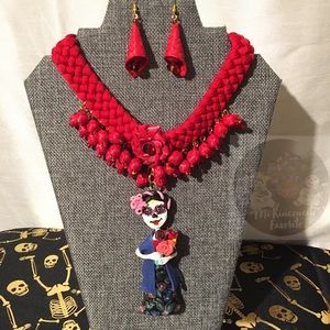 NWOT - 100% Artesanal Necklace - Halloween